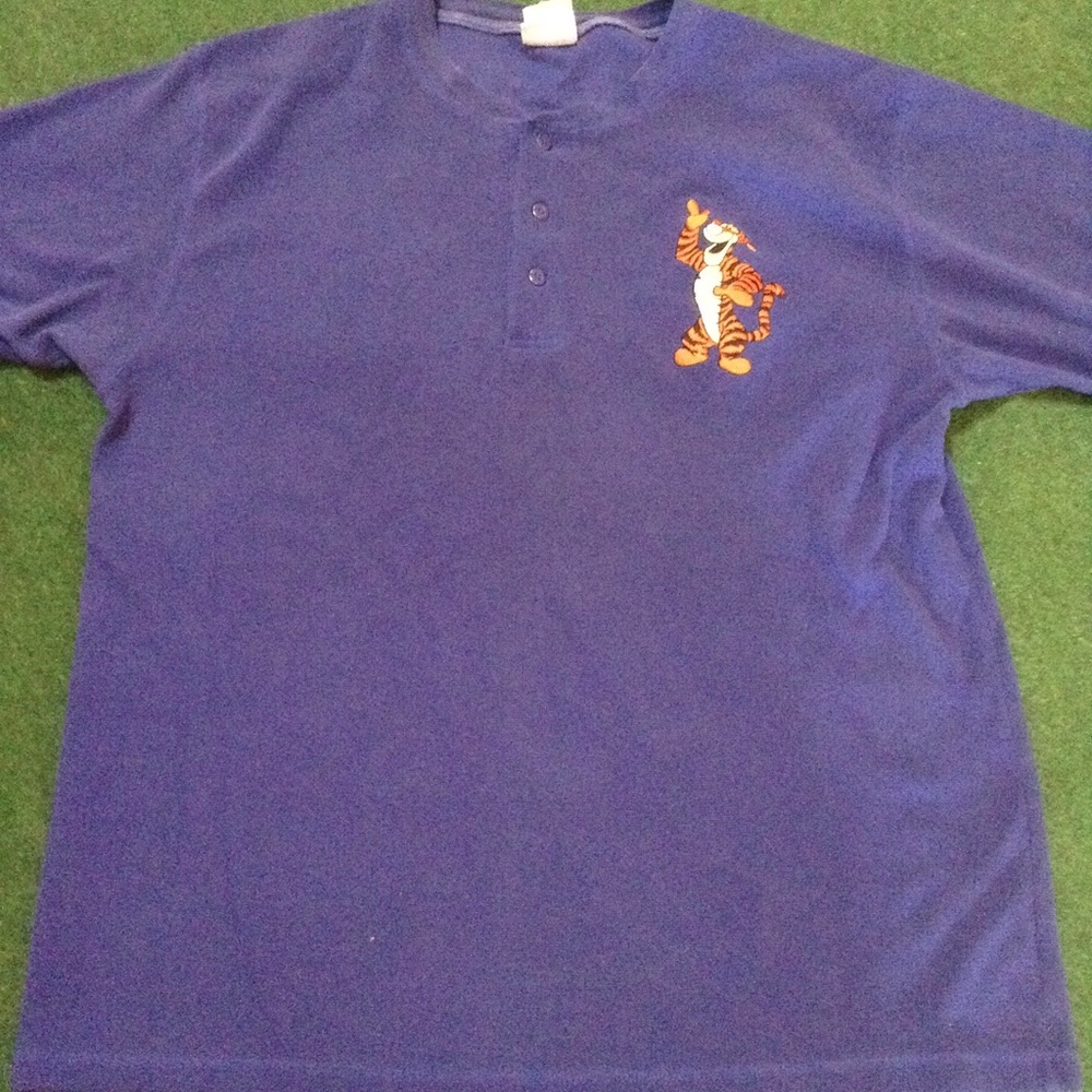 Vintage The Disney Store Tigger Shirt